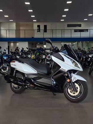 KYMCO DOWNTOWN 300 i ABS KYMCO DOWNTOWN 300 i ABS